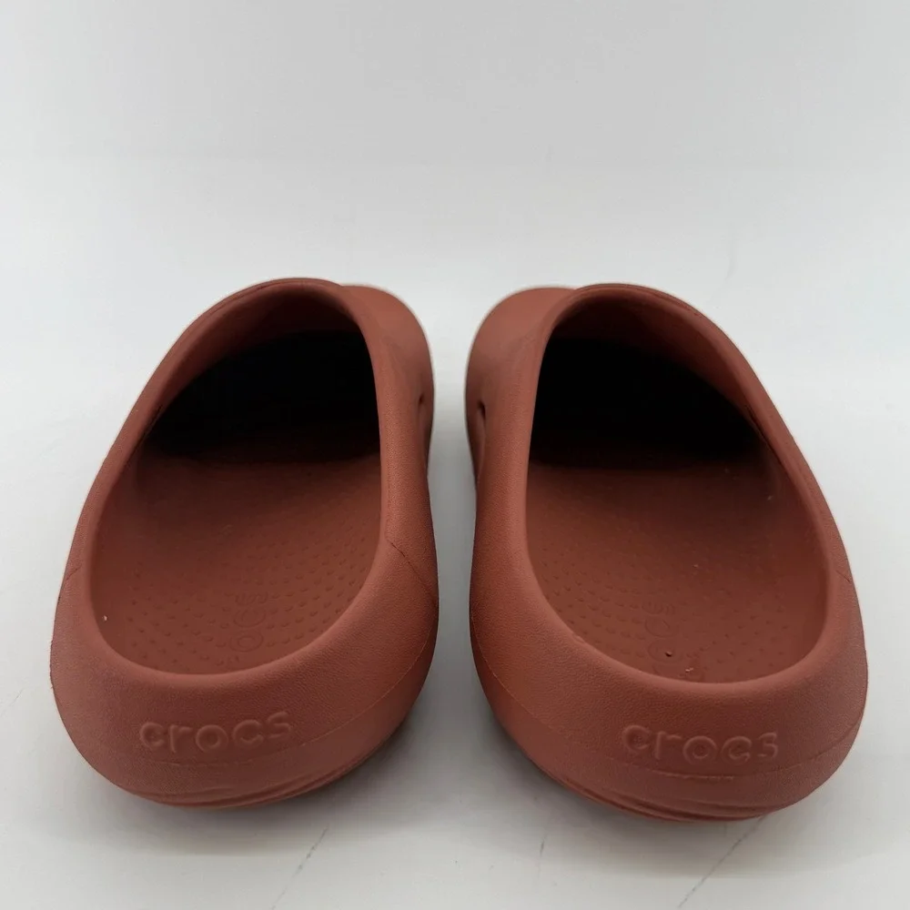 Crocs Mellow Recovery Clogs Spice Red Men 7 Women 9 Slip on Casual Athlesiure